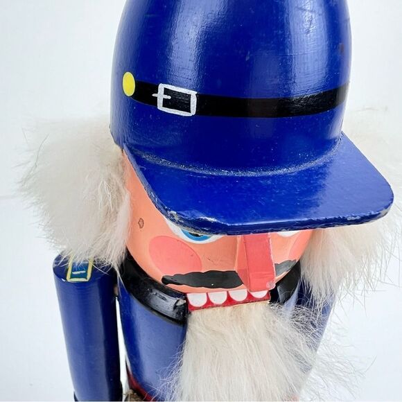 Vintage Classic Erzgebirge 11" Wooden Soldier Nutcracker Made In Germany - Picture 10 of 11